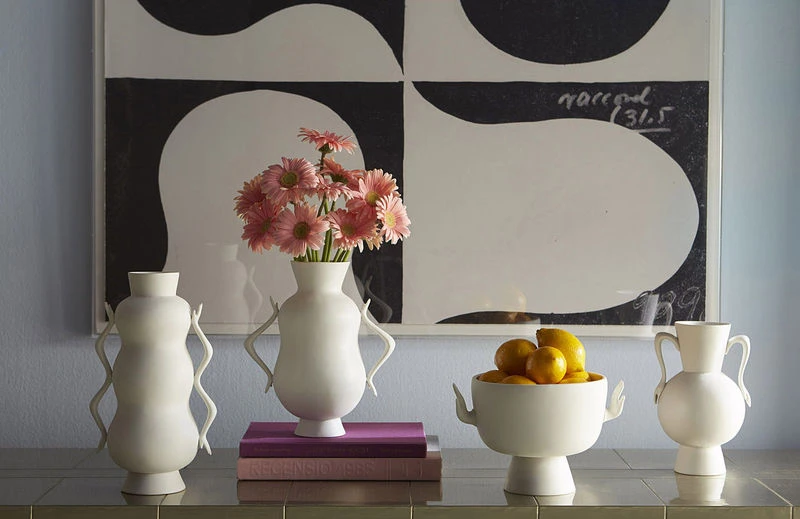 Eve Bowl - / Handles In The Shape Of Hands - Jonathan Adler - Image 4