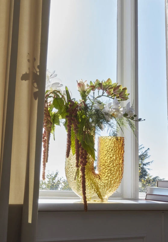 Arura Large Vase - / Textured Glass - L 34 X H 40 Cm - AYTM - Image 2