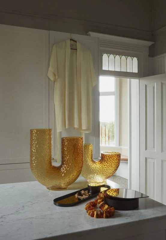 Arura Large Vase - / Textured Glass - L 34 X H 40 Cm - AYTM - Image 4