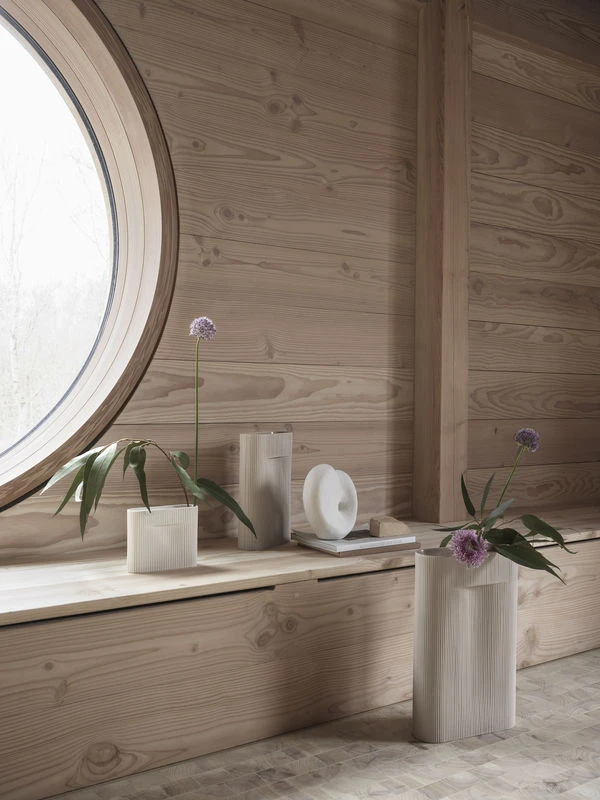 Ridge Large Vase - / H 48 Cm - Ceramic - Muuto - Image 3