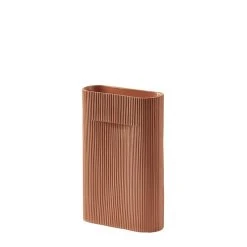 Ridge Medium Vase - / H 35 Cm - Muuto
