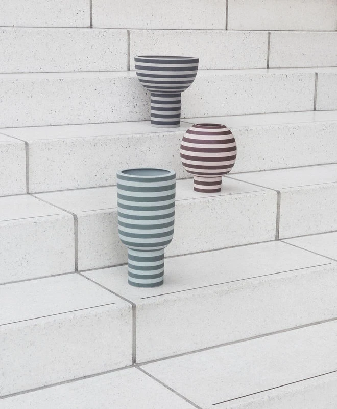 Varia Vase - / Grès - Ø 23 X H 24 Cm - AYTM - Image 3